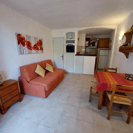 L'ensoleillade Apartment