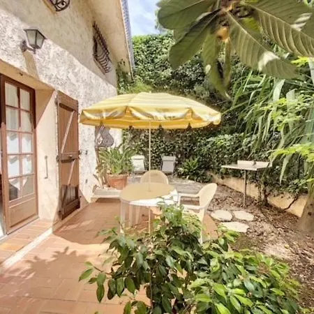 L'ensoleillade Apartment *